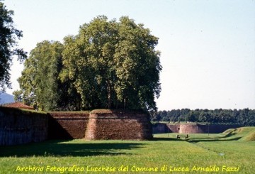 Virtual tour of the city walls of Lucca